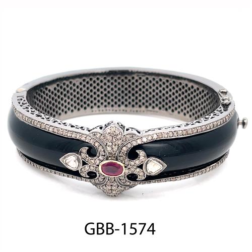 Diamond jewelry
