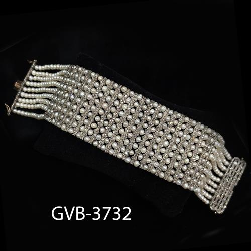 Diamond jewelry