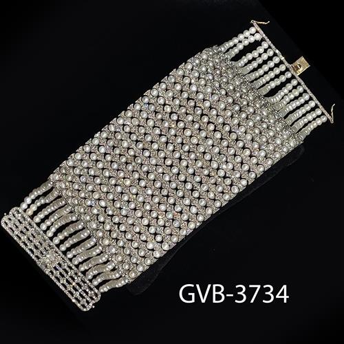 Diamond jewelry