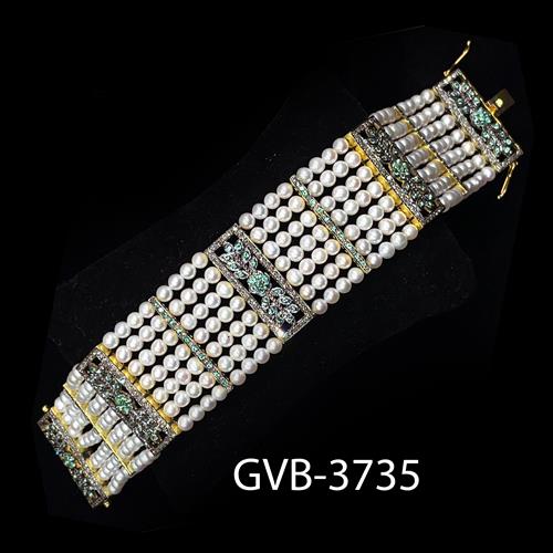 Diamond jewelry