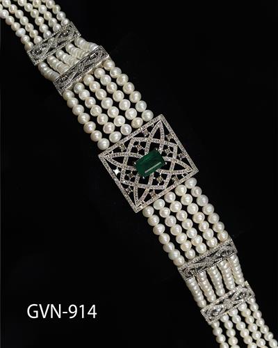 Diamond jewelry